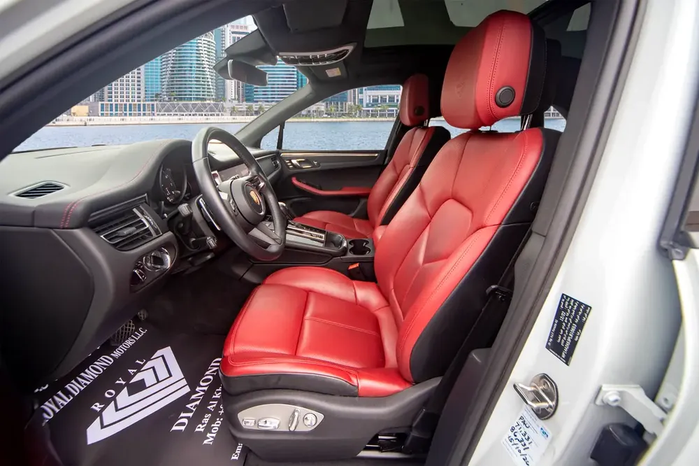 4,600 P.M | 0% Down-Payment | Porsche Warranty | More Options Macan+ - Image 9