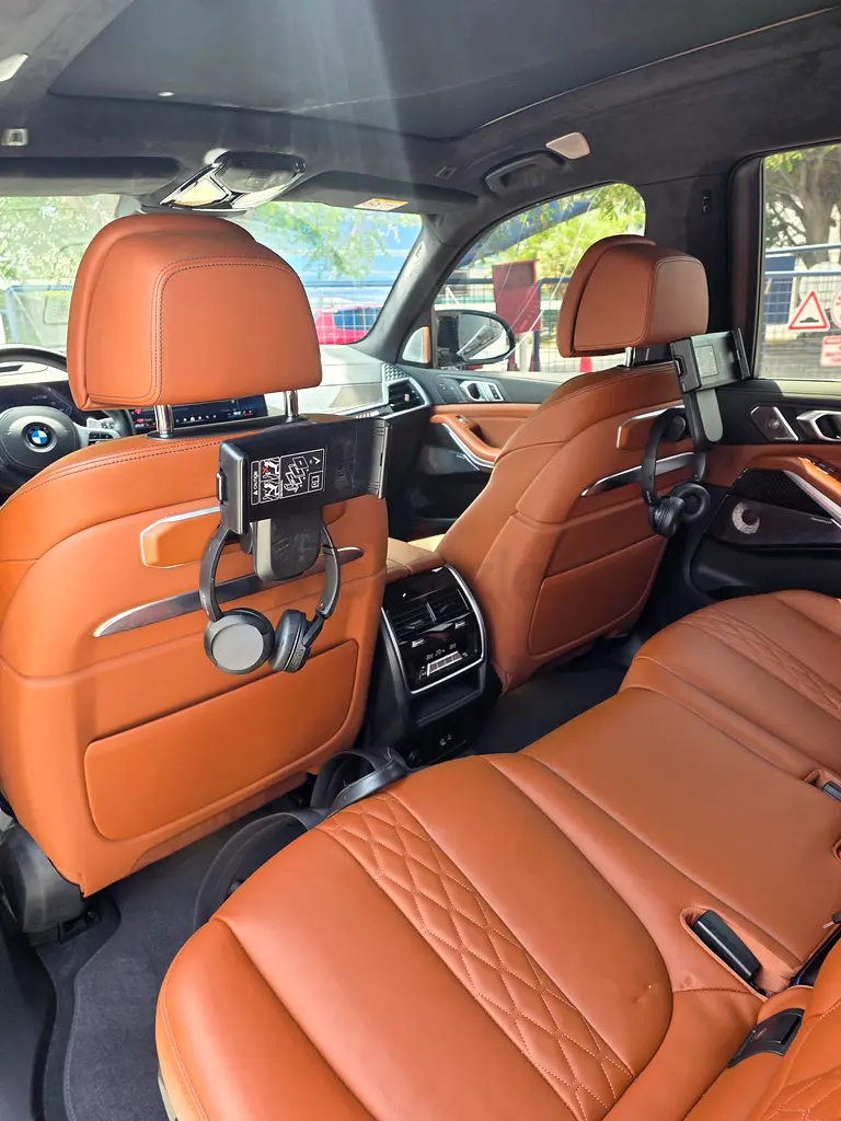 🔥 2024 BMW X7 M60i – GCC | 1 Owner | Full Option | Like New | Warranty - Image 5