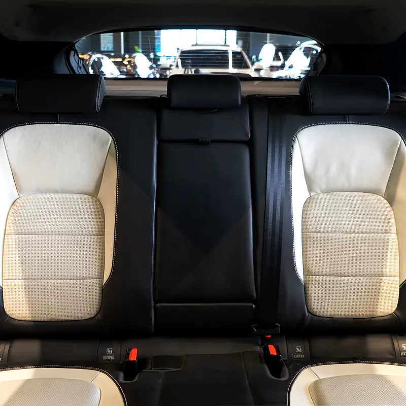 AED 1,628  pm  • 0% Downpayment • Jaguar F-Pace R-Sport • 1 Year Warranty - Image 18