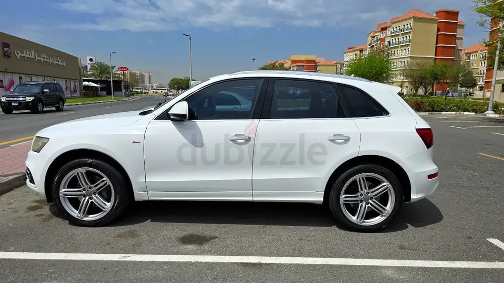 2016 Audi Q5 Quattro S-Line GCC | No Accidents | Lady Driven - Image 5