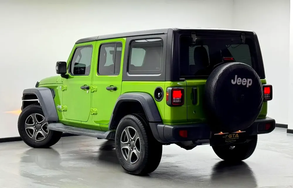 2019 Jeep Wrangler Unlimited Sport, Warranty, Full Service History, PPF, GCC - Image 4