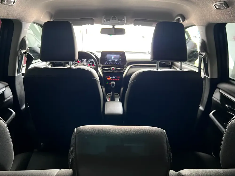 2025 Suzuki Grand Vitara GLX - (1 Year 20,000 Km FREE Service Contract) Warranty Until April 2032 - Image 12