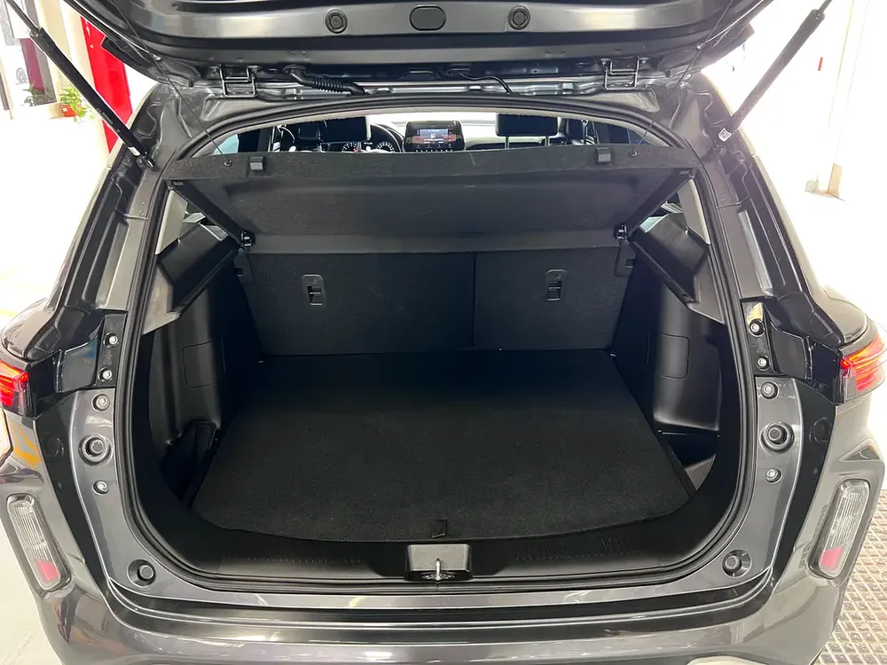 2025 Suzuki Grand Vitara GLX - (1 Year 20,000 Km FREE Service Contract) Warranty Until April 2032 - Image 14