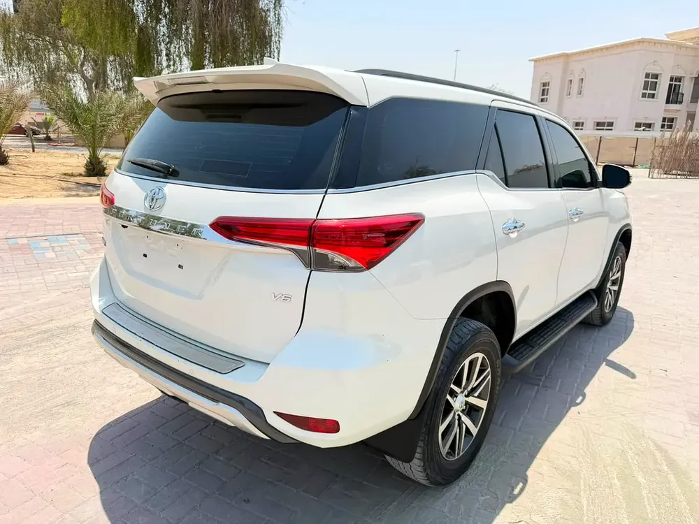 Toyota Fortuner VXR 2018 GCC Specs - Well Maintained - Image 7