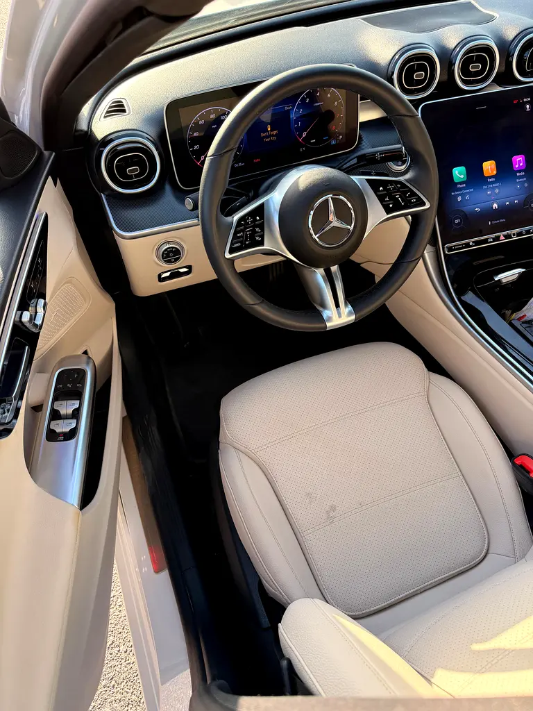 MERCEDES BENZ c 300 2025 . FULL OPTION  Top series - Image 6