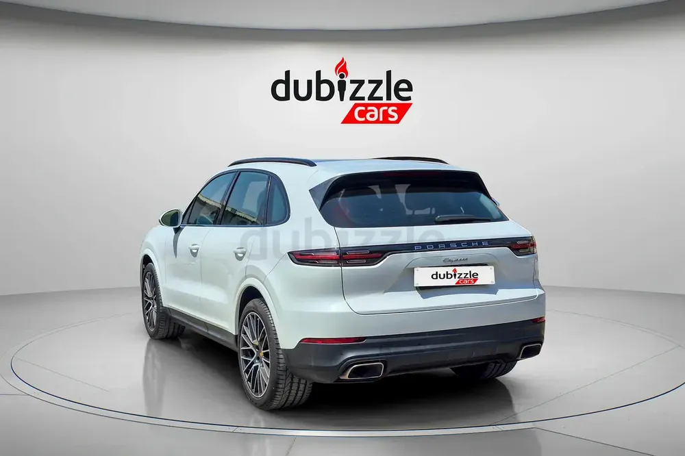 AED 2502/month | 2018 Porsche Cayenne  | GCC Specs | Ref#453077 - Image 8