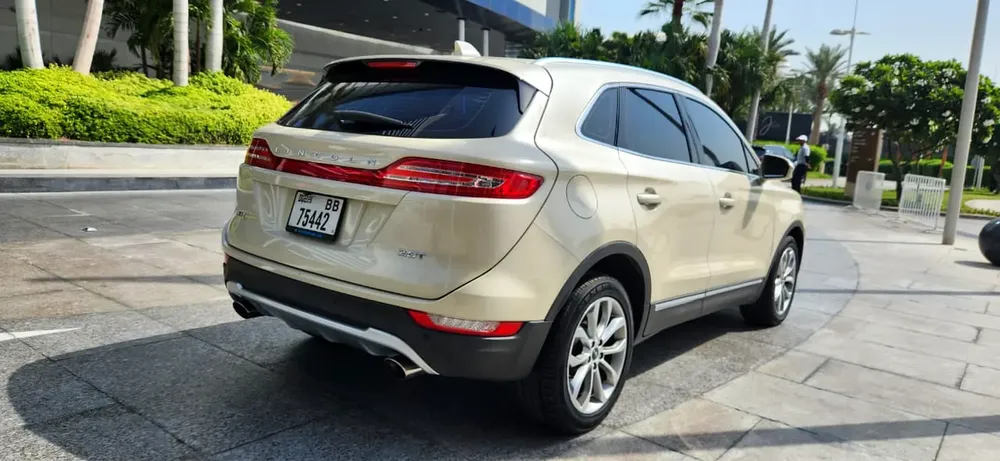 2018 Lincoln MKC -2.0L/4 cyl-Excellent Condition-Bank Finance Available - Image 6