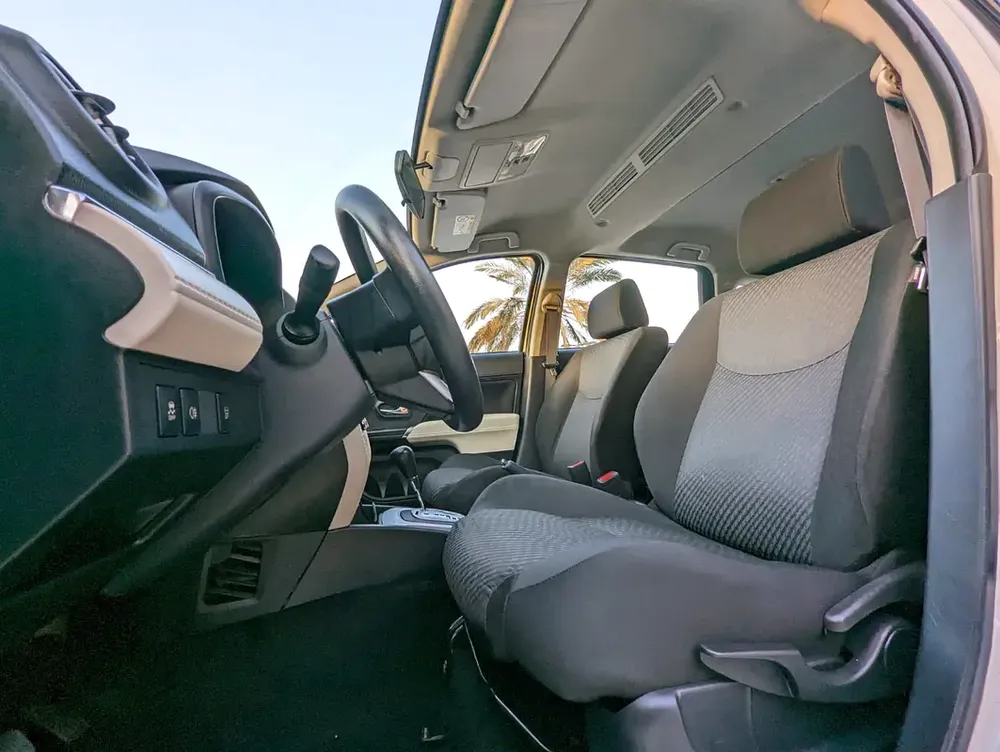 Toyota Rush 2022 GCC EX Prestine Condition Car Low KM Perfect Family 7 Seat SUV - Image 7