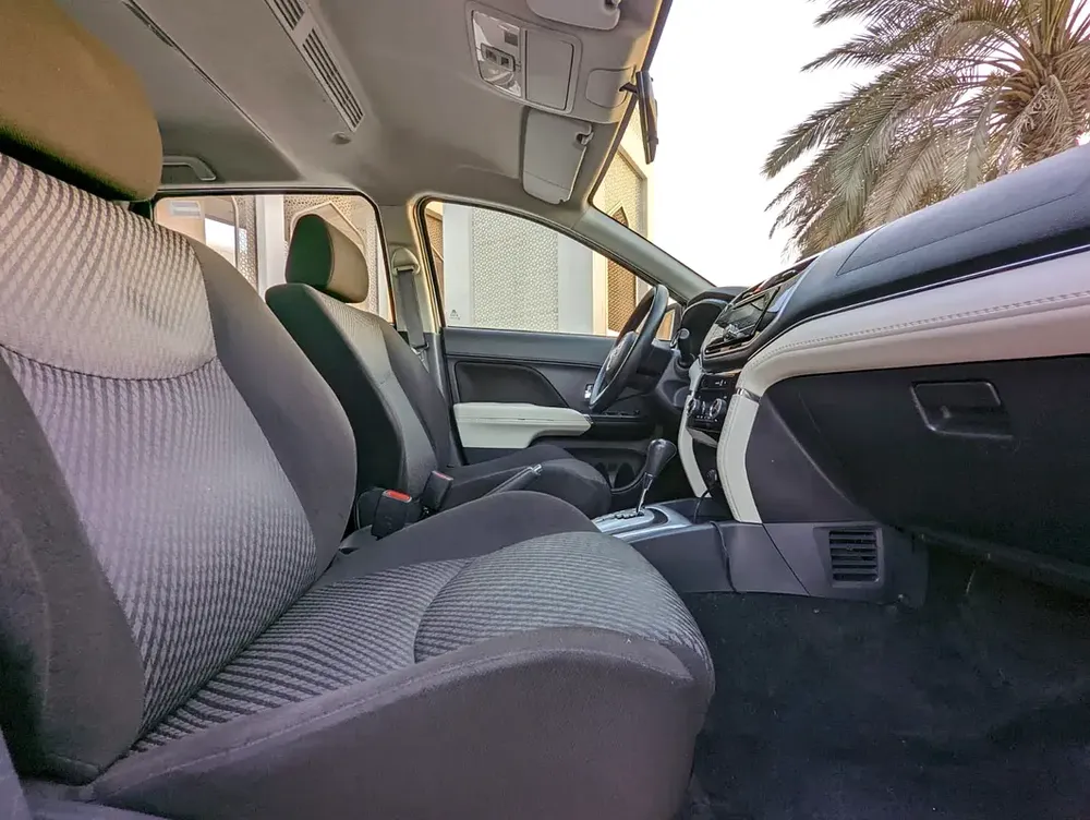 Toyota Rush 2022 GCC EX Prestine Condition Car Low KM Perfect Family 7 Seat SUV - Image 8