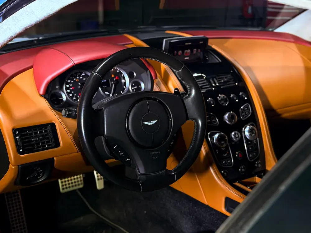 Aston Martin V8 Vantage S SP10 2016 GCC specs - Image 10