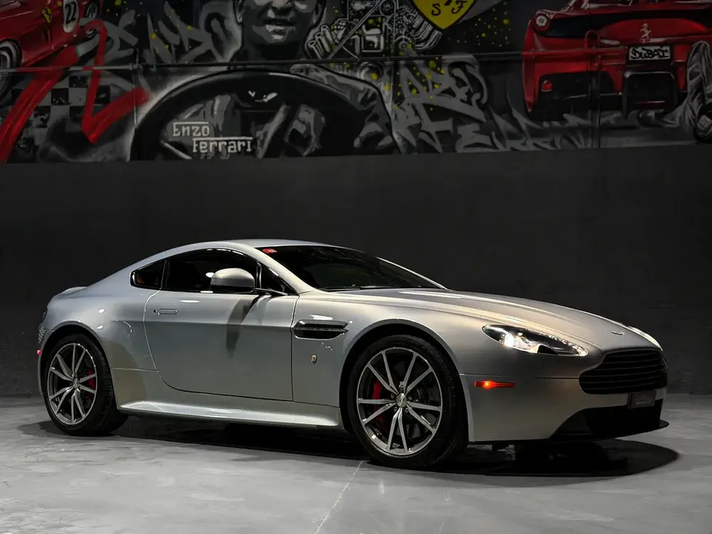 Aston Martin V8 Vantage S SP10 2016 GCC specs - Image 8