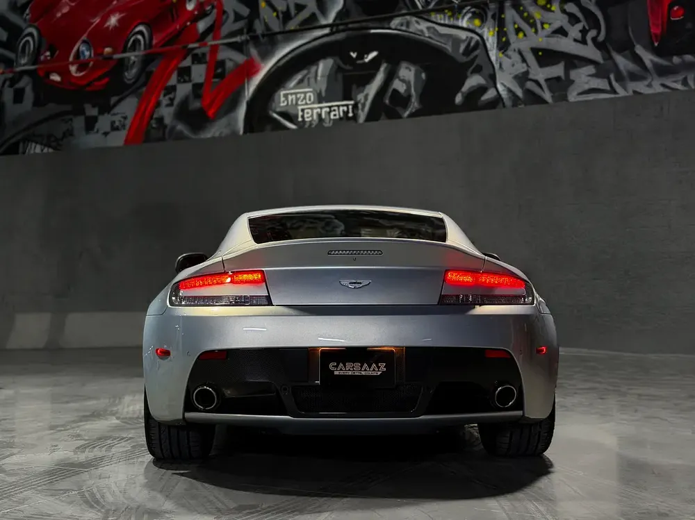 Aston Martin V8 Vantage S SP10 2016 GCC specs - Image 9