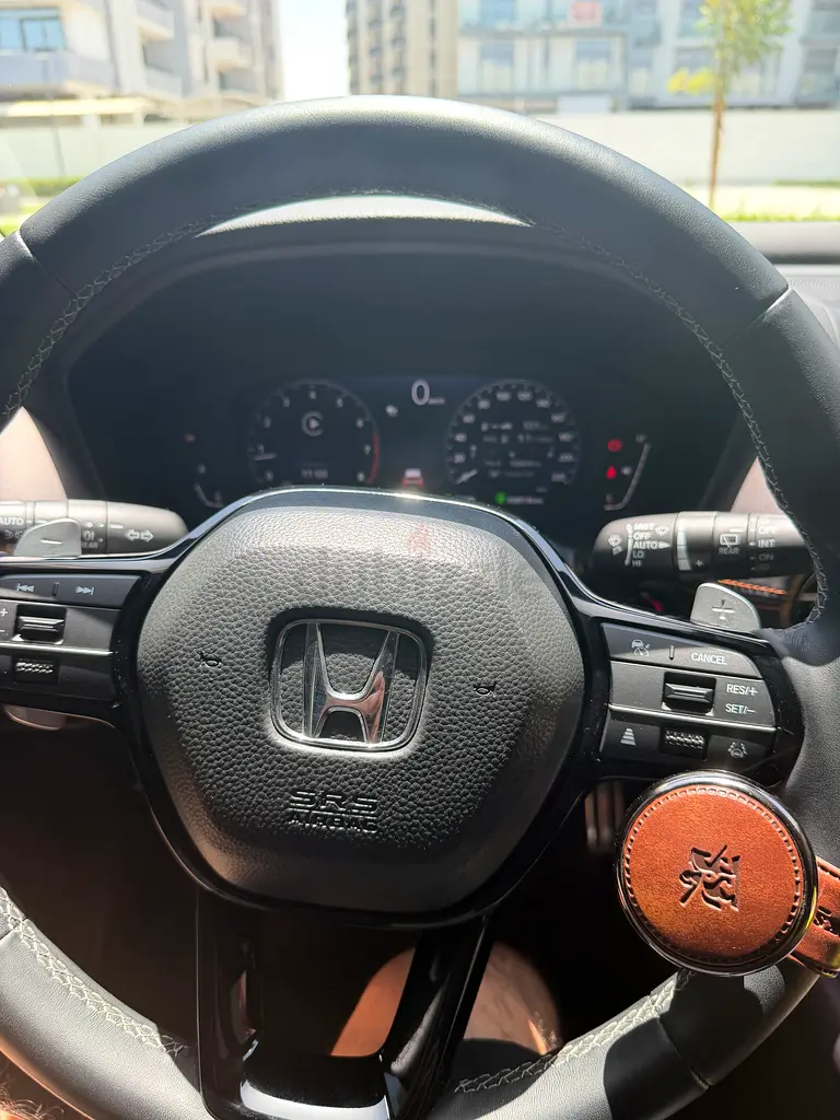 Honda ZRV full option - Image 9