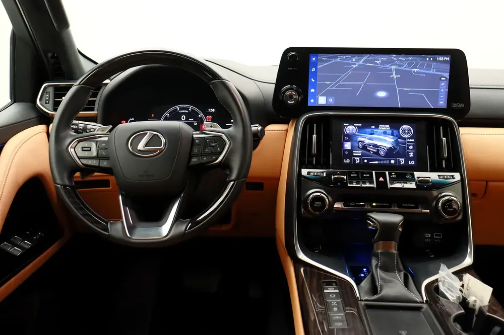 **Special offer** 2024 LX SUV P 3.5L T AT Signature - Image 10