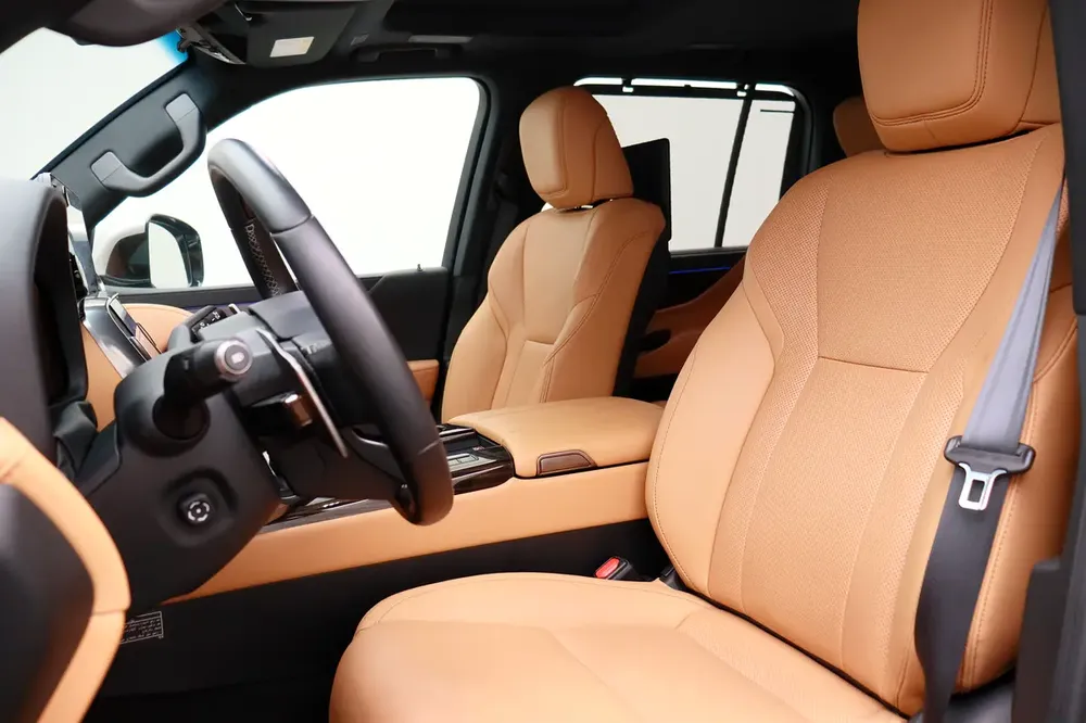 **Special offer** 2024 LX SUV P 3.5L T AT Signature - Image 13