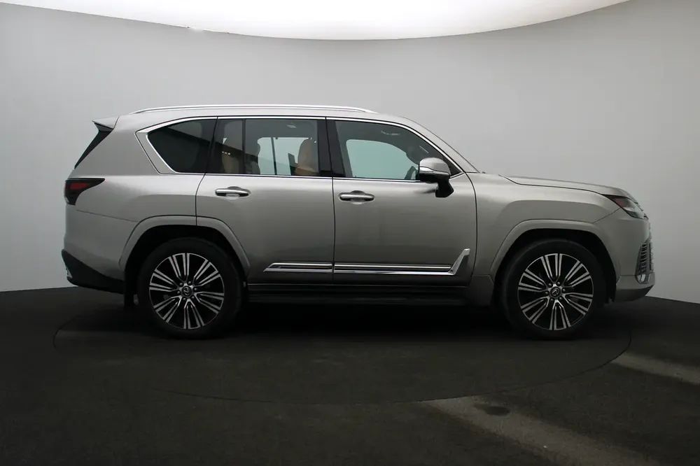 **Special offer** 2024 LX SUV P 3.5L T AT Signature - Image 5