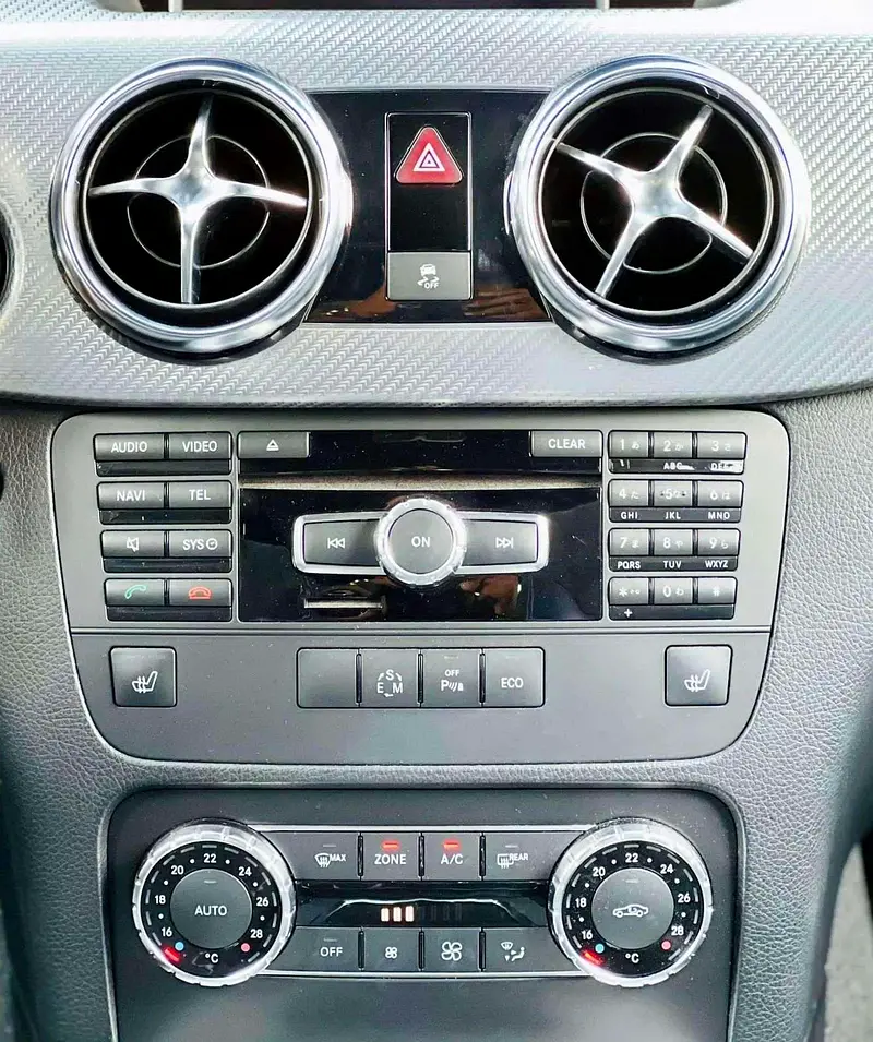 MERCEDES BENZ GLK350 - 2013 - CLEAN CAR FRESH JAPAN IMPORT - Image 16