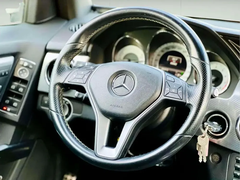 MERCEDES BENZ GLK350 - 2013 - CLEAN CAR FRESH JAPAN IMPORT - Image 18