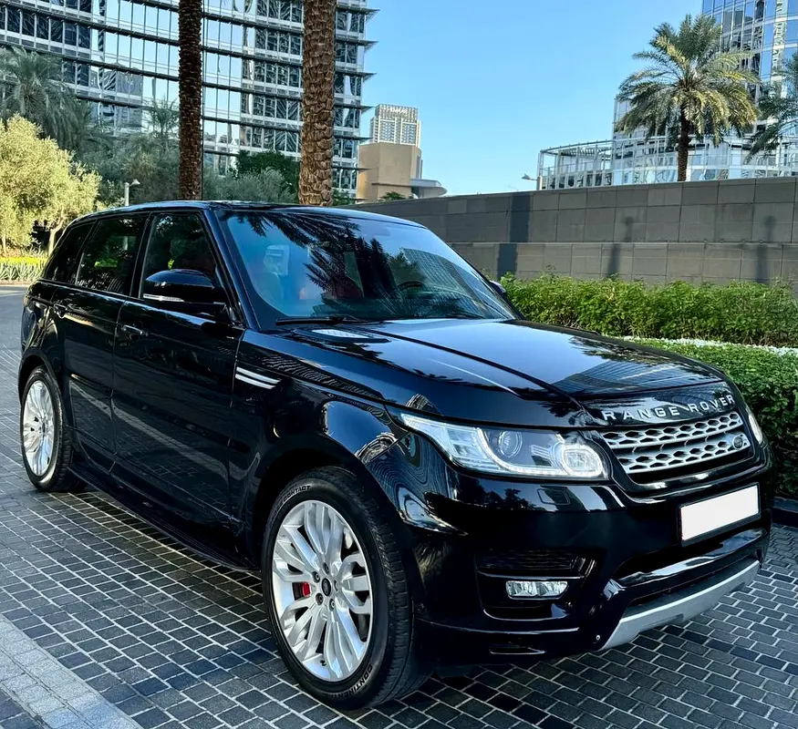 Land Rover Range Rover Sport Supercharged | GCC Specs | Pristine Condition - Image 16