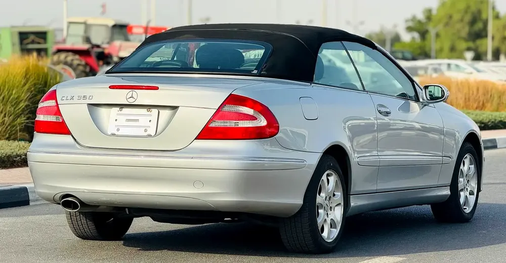 BENZ CLK350 | 2007 | ONLY | 81006 KM | JAPAN IMPORT | CLEAN TITLE - Image 7