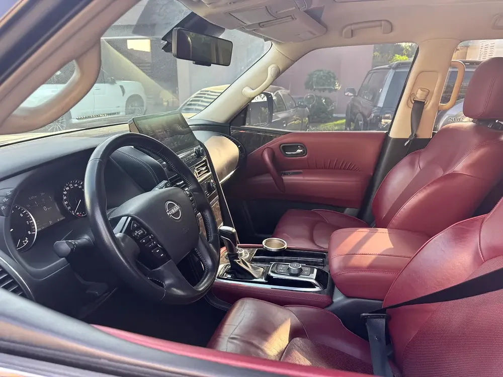 Nissan patrol 2022 v8 big engine (nismo kit) low mileage - Image 10