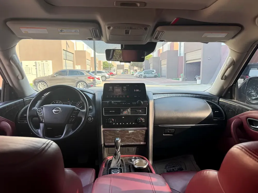 Nissan patrol 2022 v8 big engine (nismo kit) low mileage - Image 11