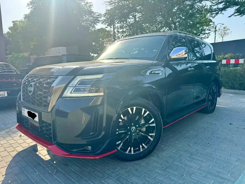 Nissan patrol 2022 v8 big engine (nismo kit) low mileage - Image 4
