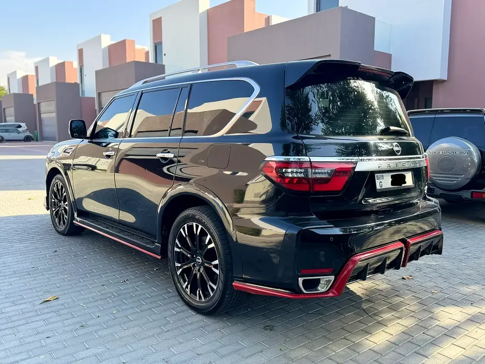 Nissan patrol 2022 v8 big engine (nismo kit) low mileage - Image 5