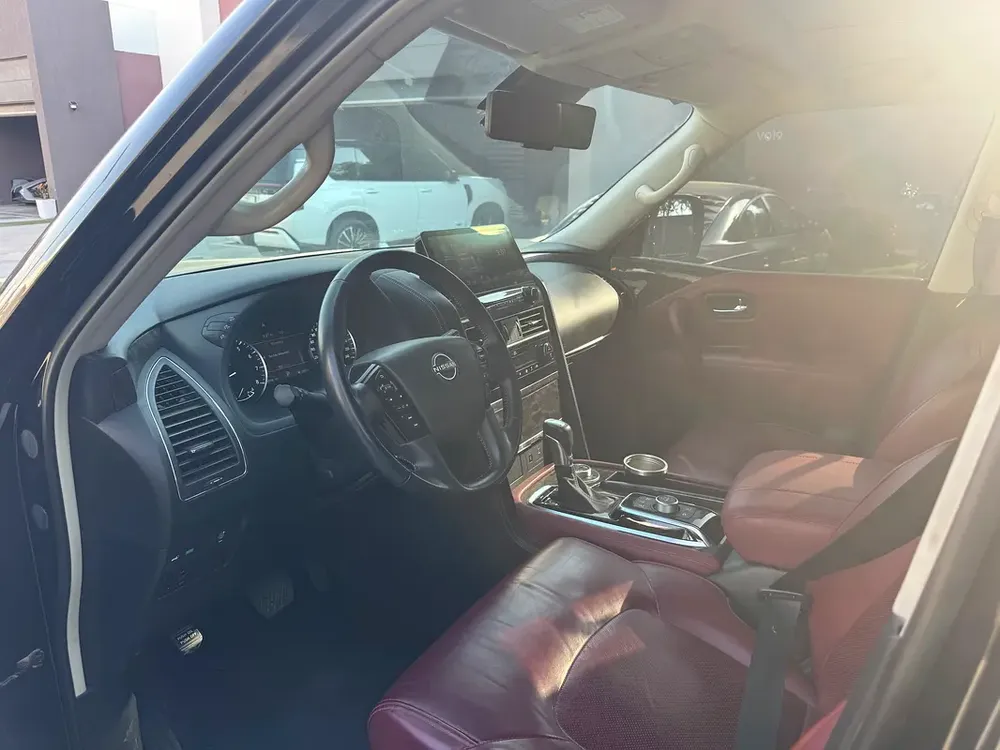Nissan patrol 2022 v8 big engine (nismo kit) low mileage - Image 9