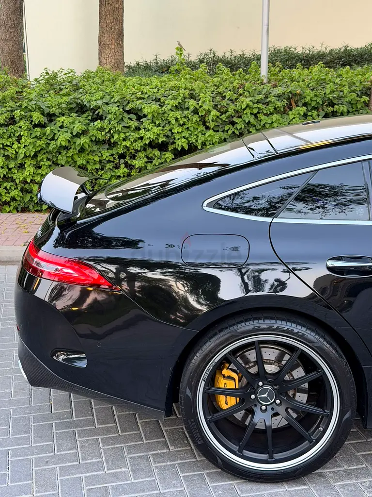 Mercedes GT63 s 4Matic+ 2020 First Owner Carbon Edition - Image 10