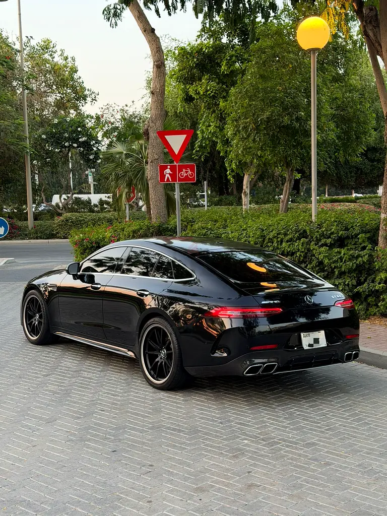 Mercedes GT63 s 4Matic+ 2020 First Owner Carbon Edition - Image 5