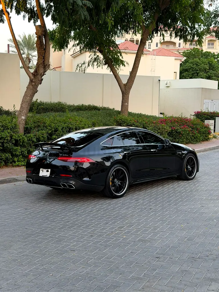 Mercedes GT63 s 4Matic+ 2020 First Owner Carbon Edition - Image 8