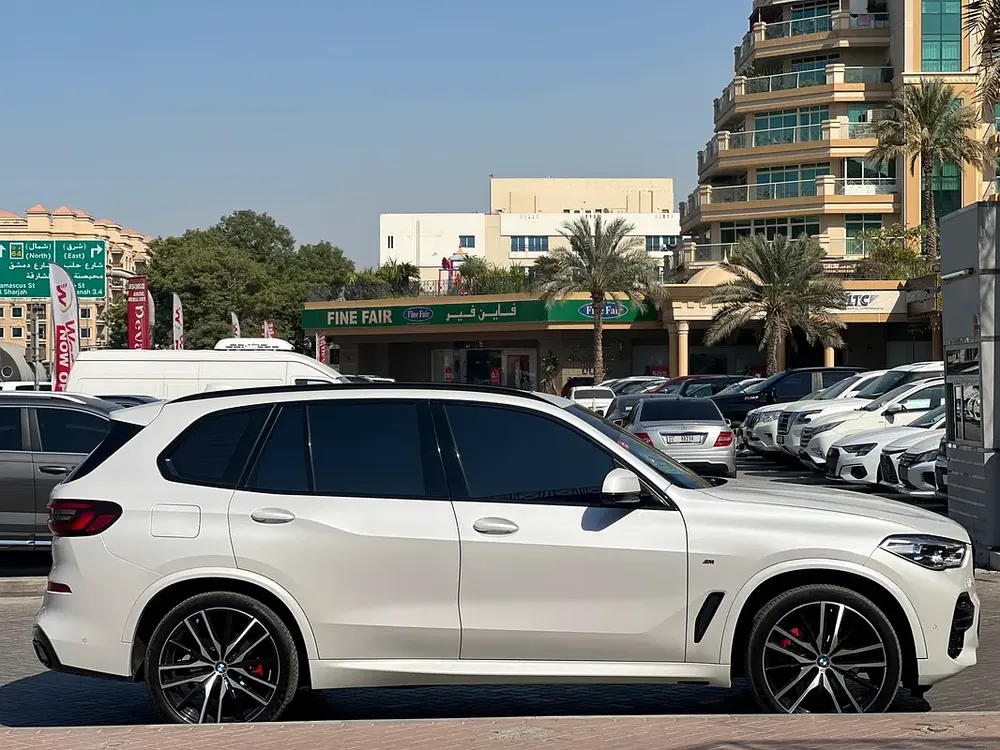 BMW X5 xDrive40i 2023 GCC Specs - Image 6