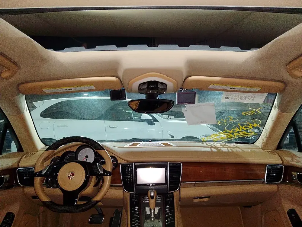 PORSCHE PANAMERA S 2010 4.8L | CARBON BONNET | MANSORY REAR WING | BOSE SOUND SYSTEM - Image 16