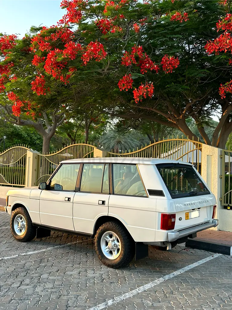 Range Rover Vogue 1991 - GCC Specs - Image 4