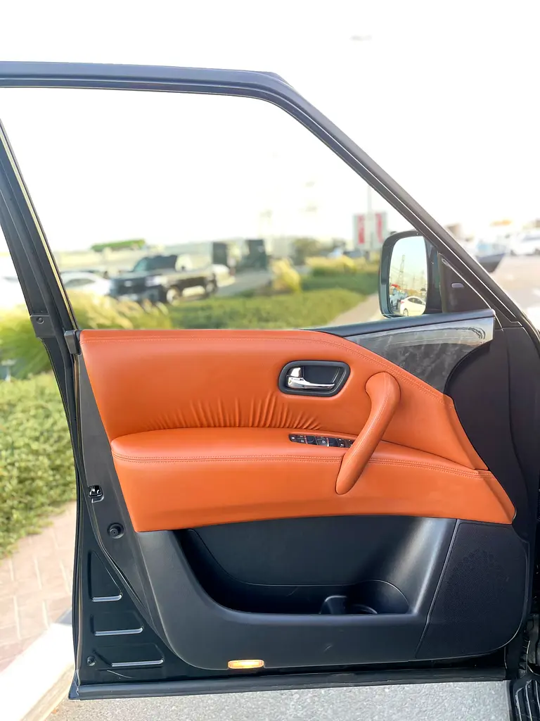 NISSAN PATROL 2022 SE TITANIUM V6 4.0 GCC SPECS - Image 9