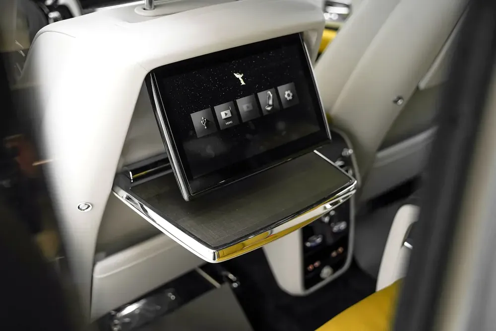 2026 ROLLS ROYCE CULLINAN WITH WARRANTY AND SERVICE CONTRACT - Image 17