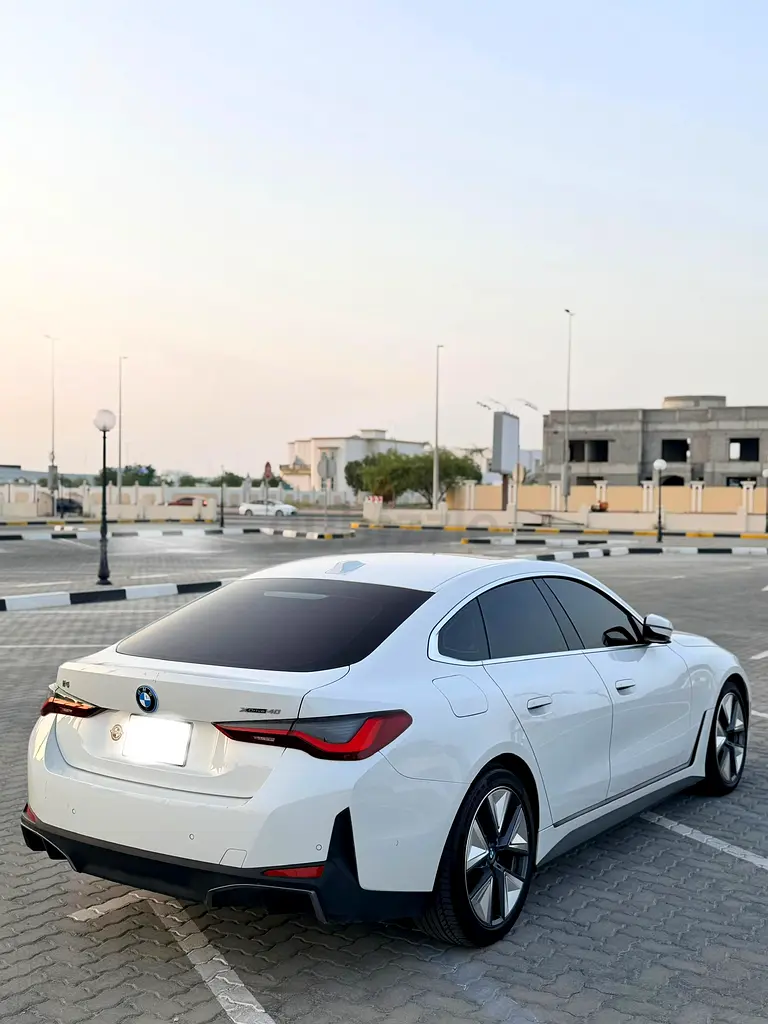 2024 BMW I4 eDrive40 - Image 4