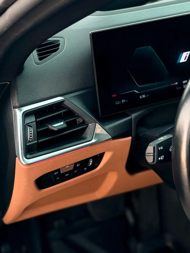 2024 BMW I4 eDrive40 - Image 8