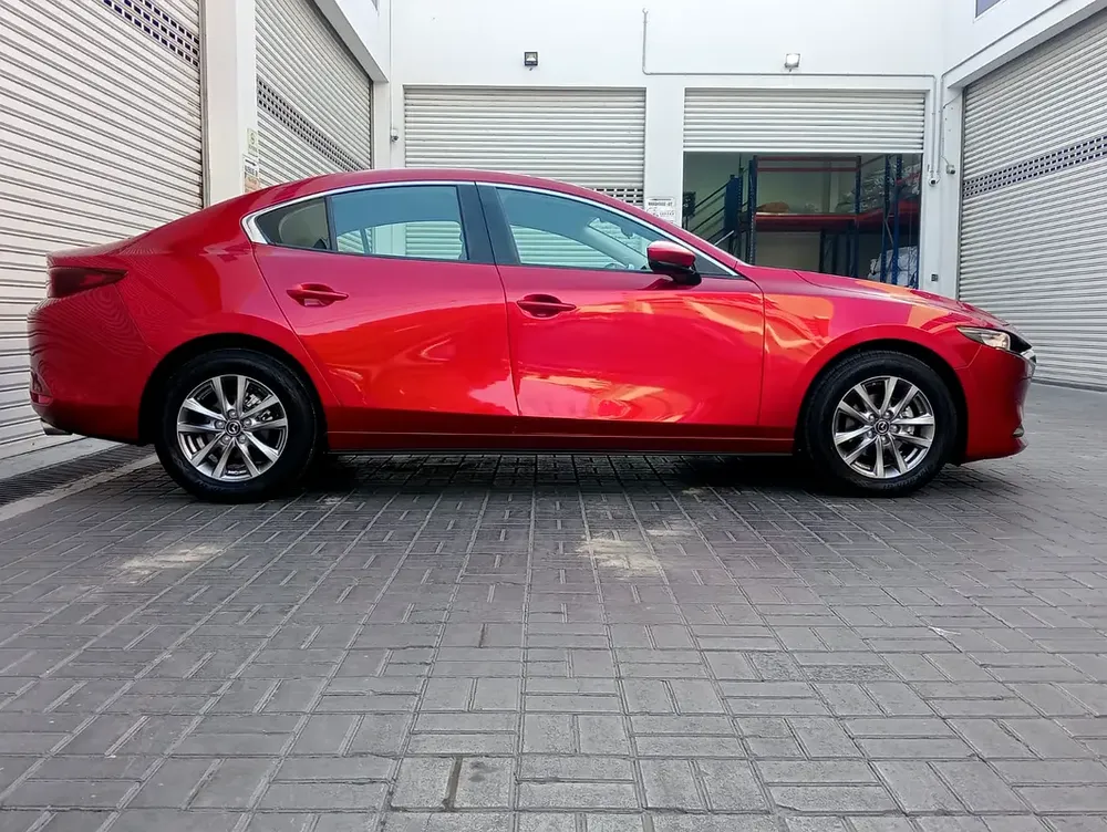 Mazda 3 2025 mid option gcc accident free original paint we maintained - Image 13
