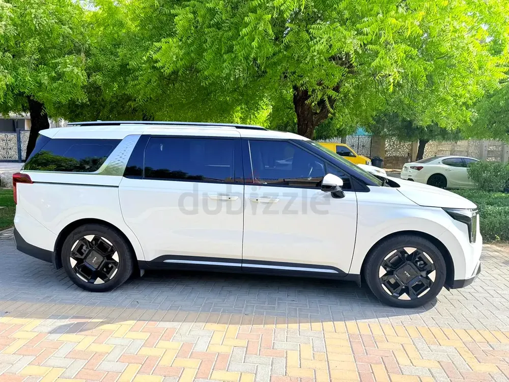 2026 Kia Carnival GDI L | GCC Specs | Like Brand New - Image 5