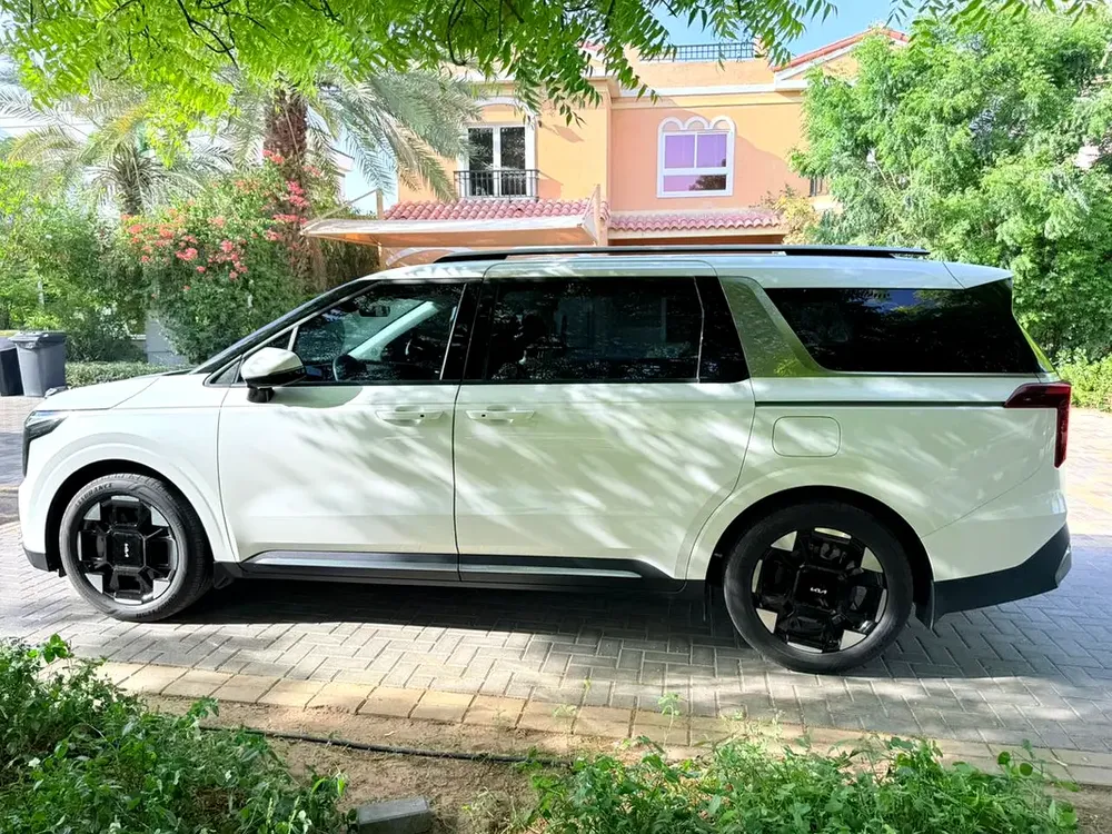 2026 Kia Carnival GDI L | GCC Specs | Like Brand New - Image 8