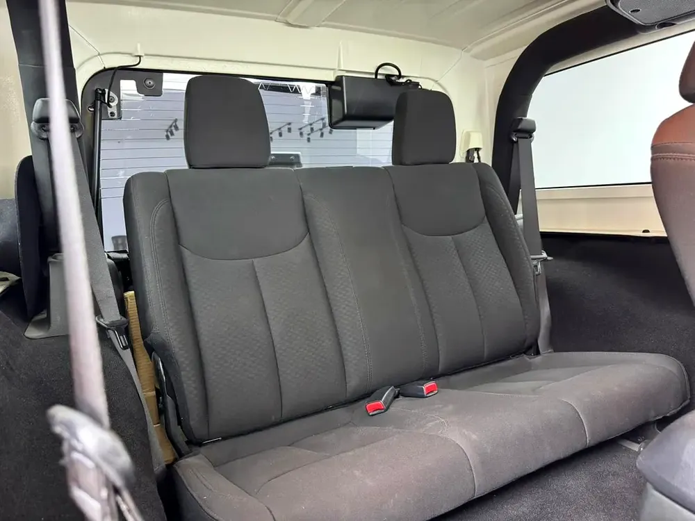 2018 Jeep Wrangler Unlimited Falcon, Full Service History, GCC - Image 13