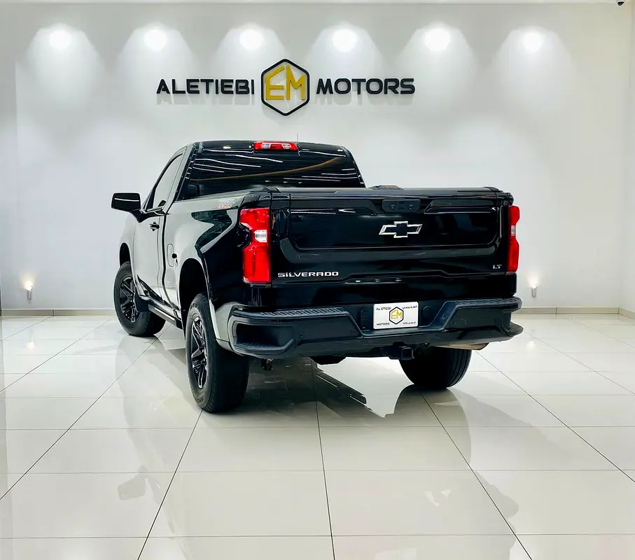 2022 Chevrolet Pickup 1500 - GCC Specs - Pristine Condition - Image 4
