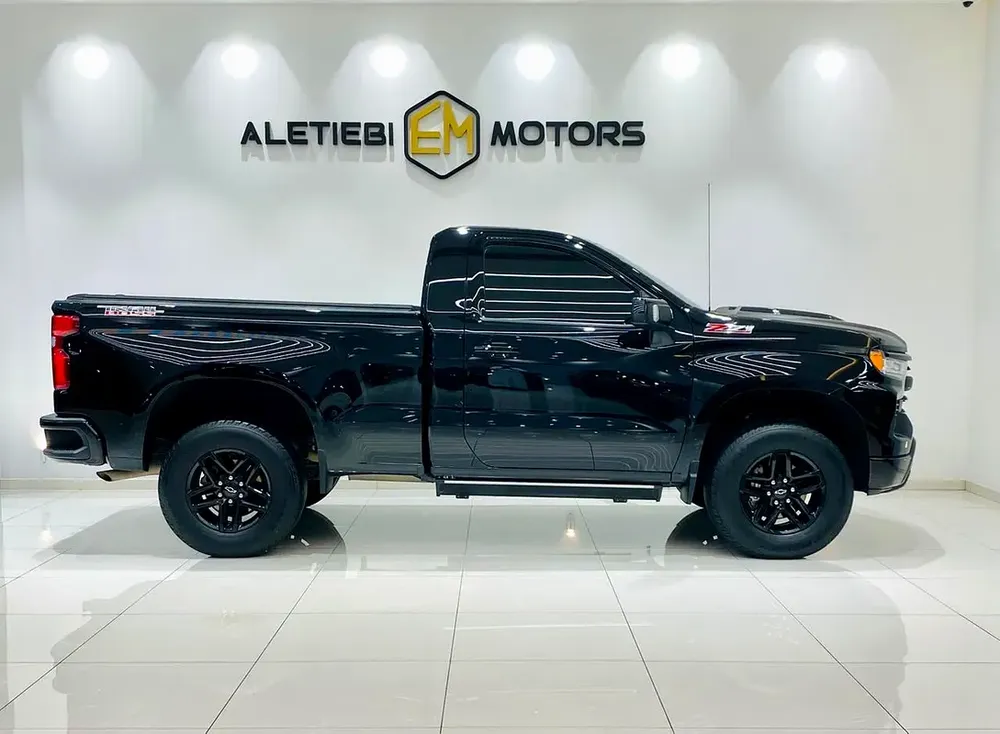 2022 Chevrolet Pickup 1500 - GCC Specs - Pristine Condition - Image 8