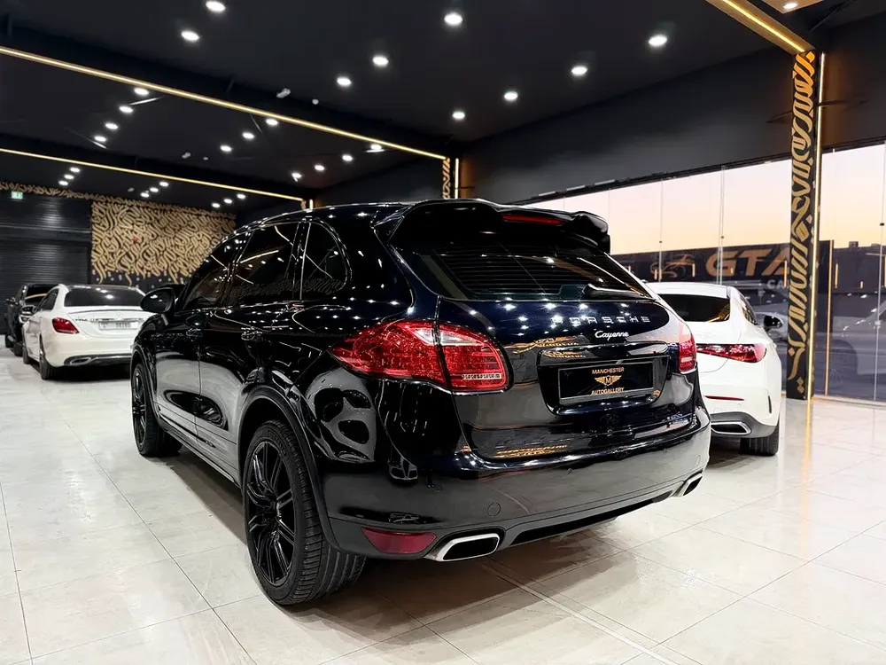 Porsche Cayenne 2014 | GCC Specs | Well Maintained - Image 5