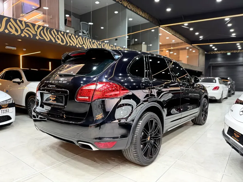 Porsche Cayenne 2014 | GCC Specs | Well Maintained - Image 7