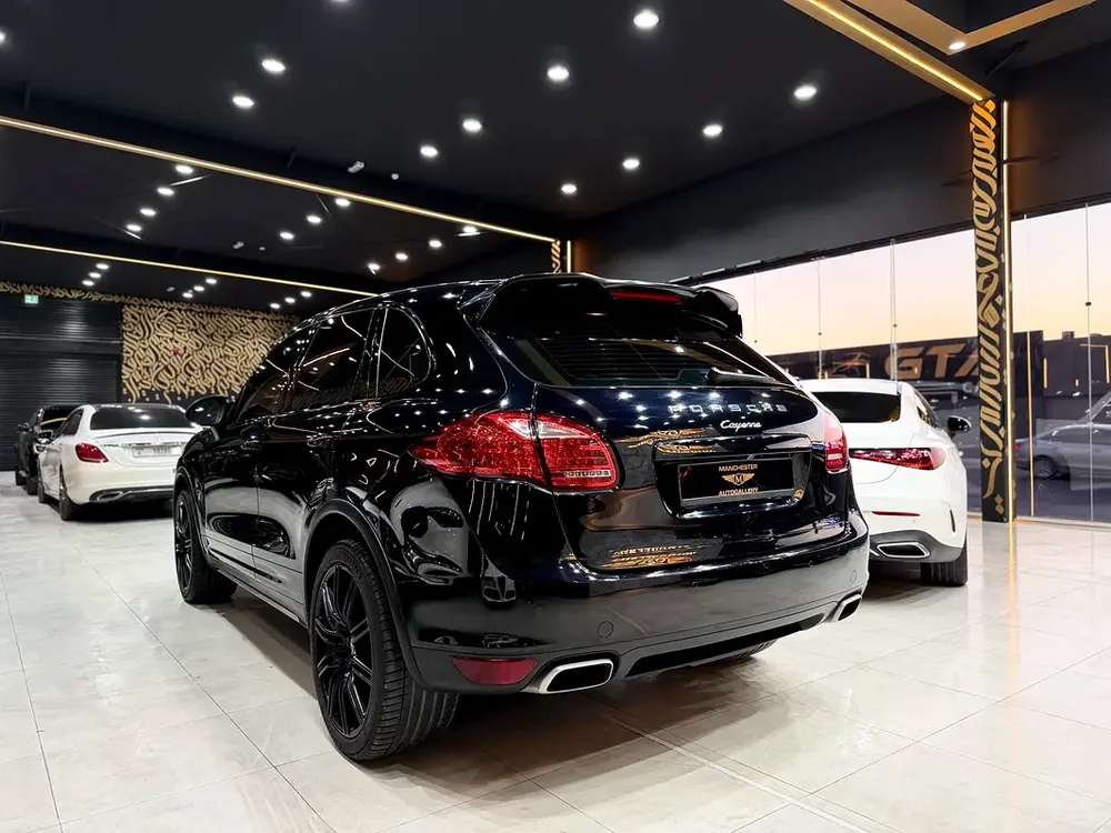 Porsche Cayenne 2014 | GCC Specs | Well Maintained - Image 8