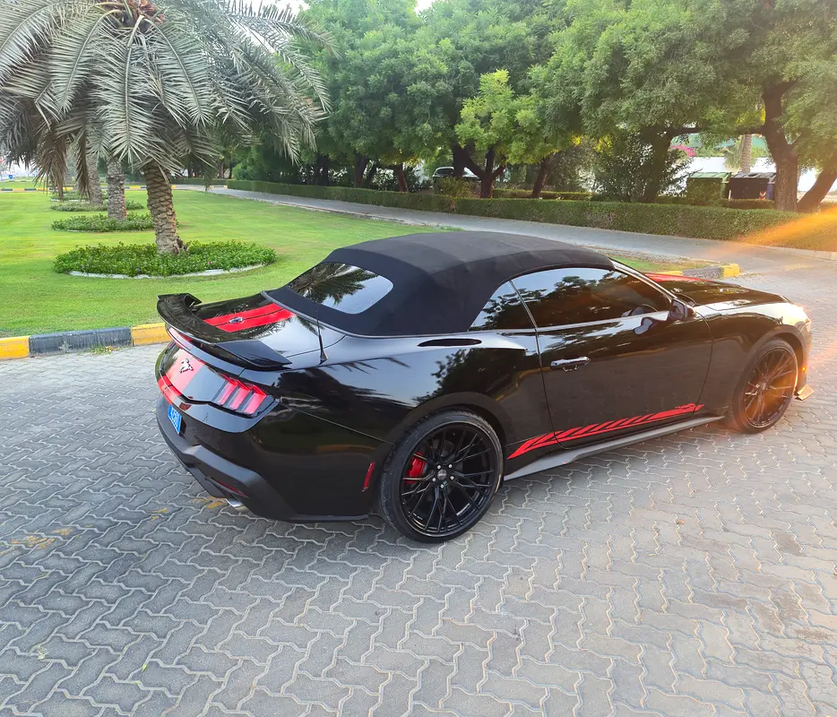 #Every vehicle includes a comprehensive warranty and service contract, ensuring reliability# - Image 10