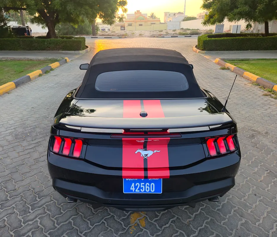 #Every vehicle includes a comprehensive warranty and service contract, ensuring reliability# - Image 12
